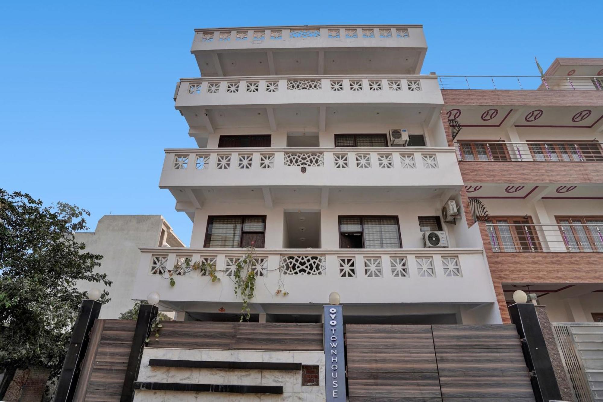 Collection O Samira Residency Near Botanic Garden Of Indian Republic Hotel Noida Ngoại thất bức ảnh
