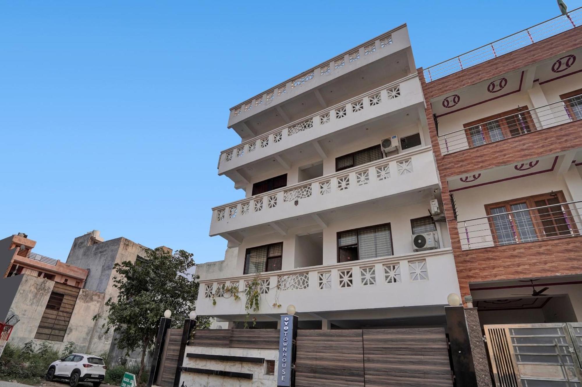 Collection O Samira Residency Near Botanic Garden Of Indian Republic Hotel Noida Ngoại thất bức ảnh